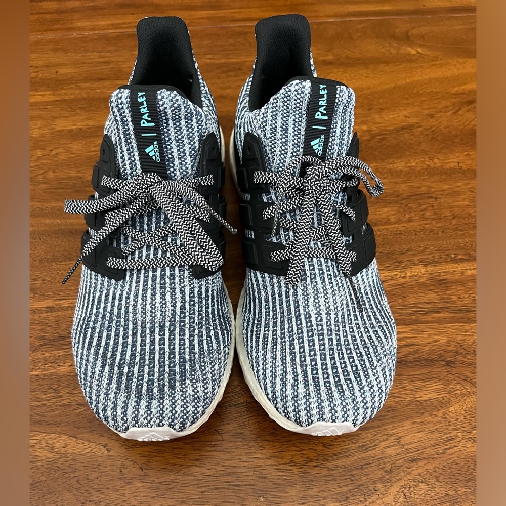 Adidas Parley X Ultra Boost 4.0 Ftwr White/Carbon Blue/Spirit Men’s US 10.5 - Picture 7 of 8